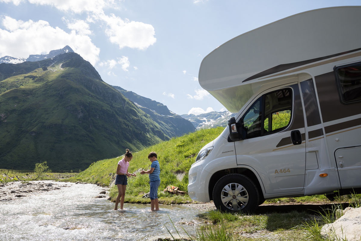 Capron GmbH Neustadt Reisemobile aus Sachsen CARADO Alkoven